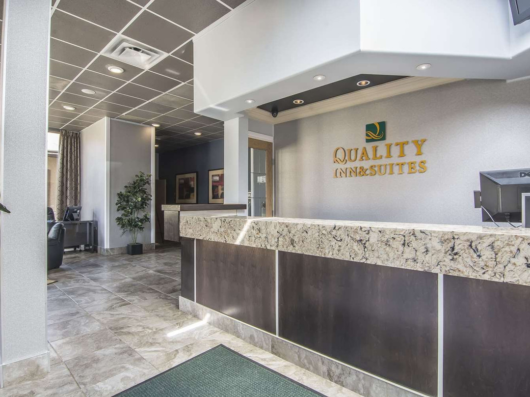 Quality Inn and Suites主图