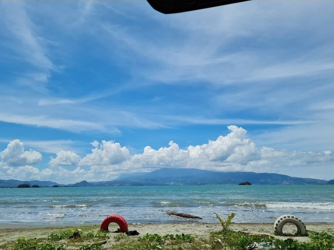 Pantai Holtekamp