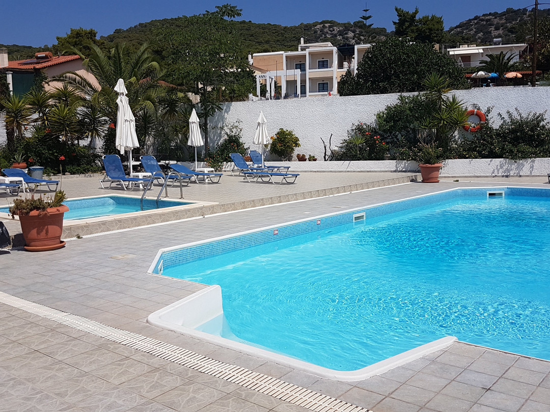Helios Hotel