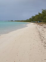 鸽子礁沙滩俱乐部主图