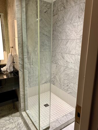 The Hotel at Kirkwood Center主图