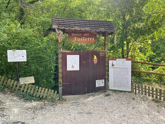 Bosco Dei Folletti-Urbania必去景点