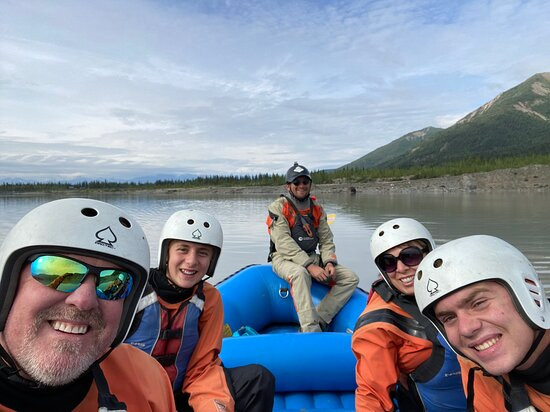 McCarthy River Tours & Outfitters-McCarthy必去景点