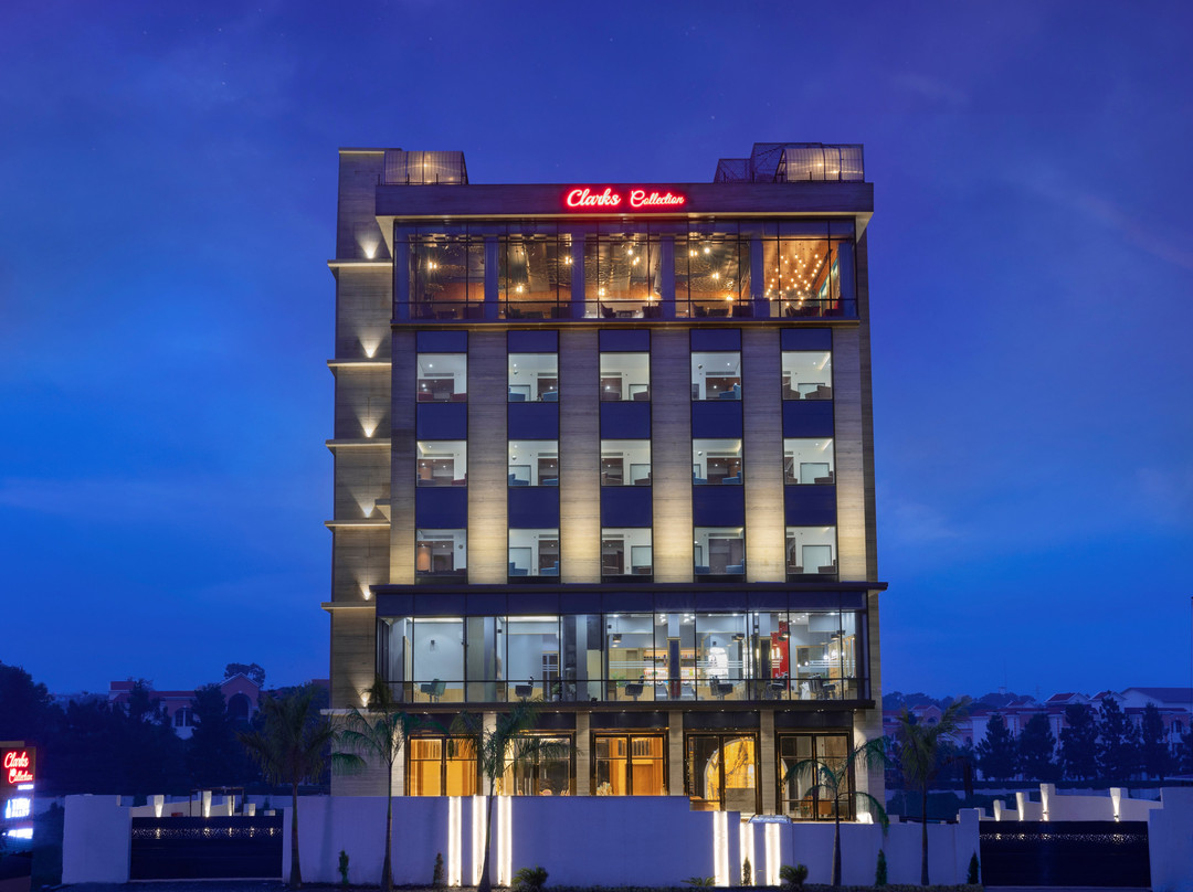 Clarion Hotel Dehradun主图