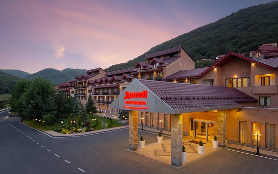 Tsaghkadzor Marriott Hotel主图