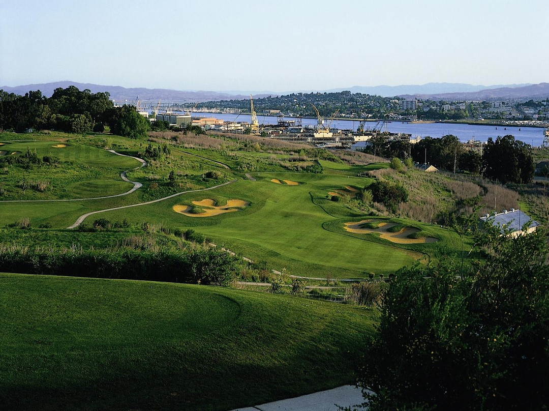 Mare Island Golf Club景点图片