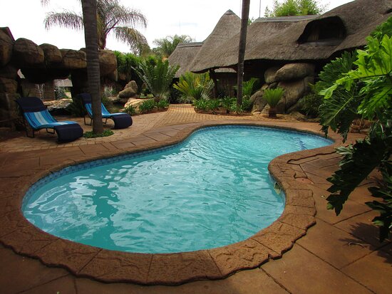 Bushmans Rock Country Lodge-泳池