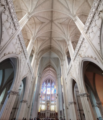 Templo Expiatorio del Sagrado Corazón de Jesús-利昂必去景点