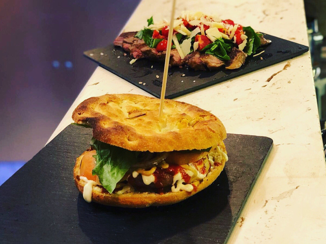 IskrA FoodBar - Braceria