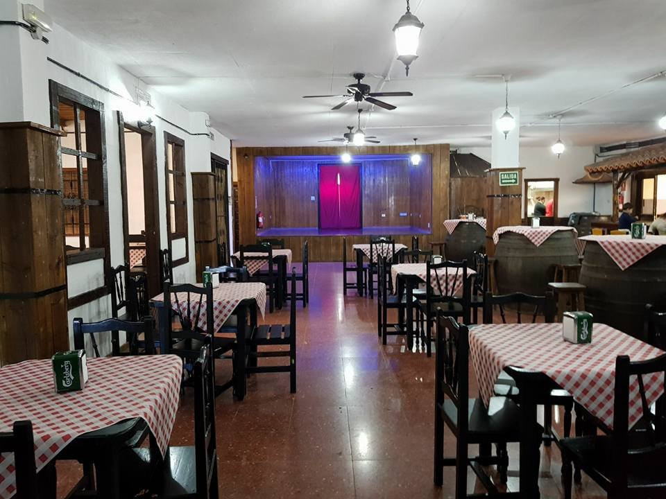 Buen Paso餐馆和美食-Guachinche Las Barricas