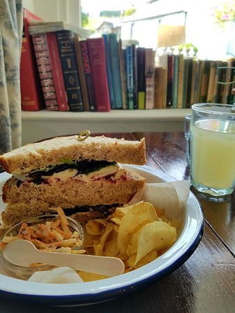 Bampton Village Shop Café & Accommodation主图