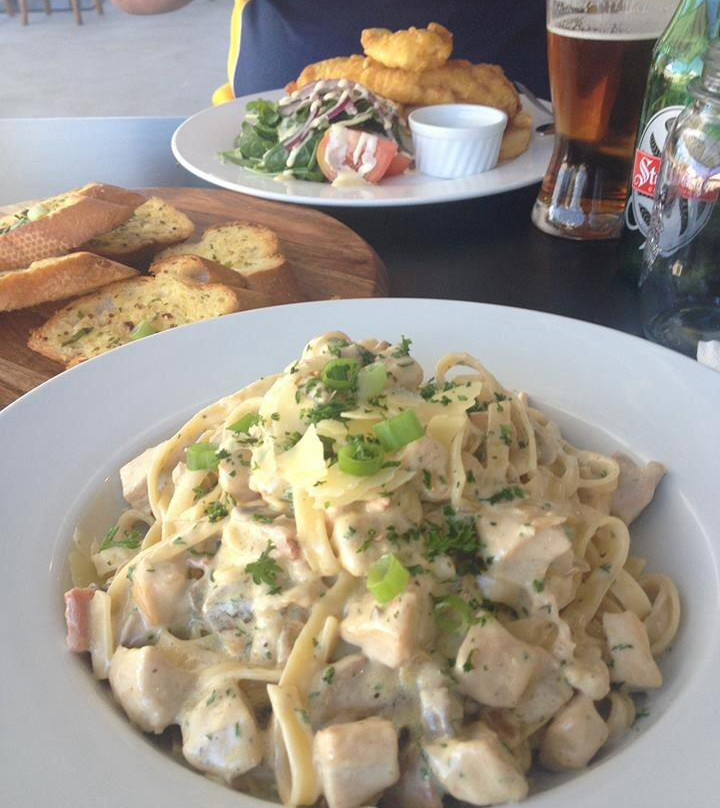 Oneforty Bar & Eatery