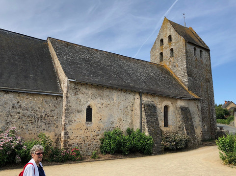 Saint-Pierre-sur-Erve旅游攻略图片