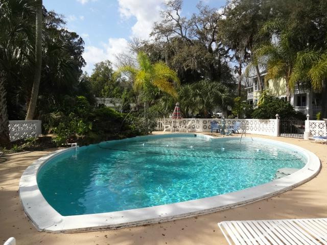 River Lily Inn Bed & Breakfast
