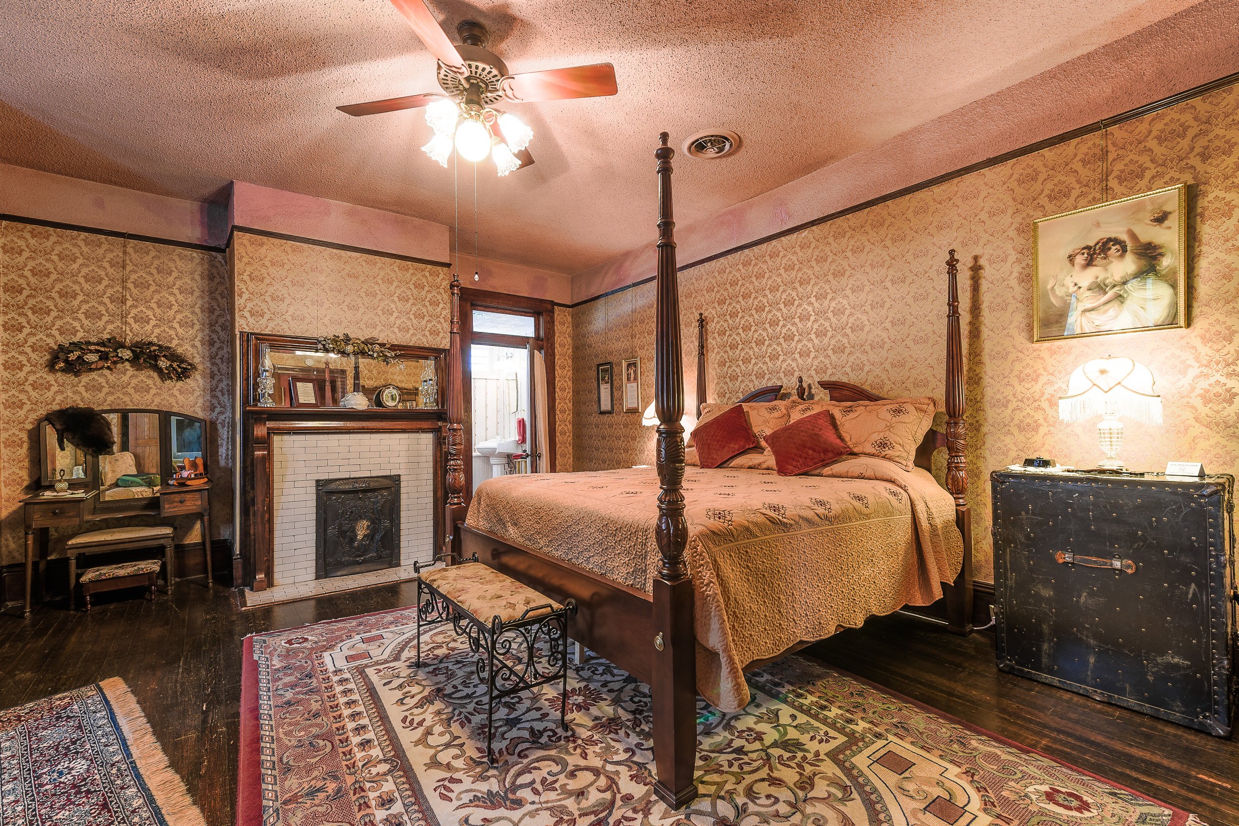 Simmons-Bond Inn Bed & Breakfast-官方
