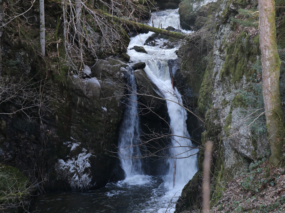 Strahlbrusch Fall景点图片