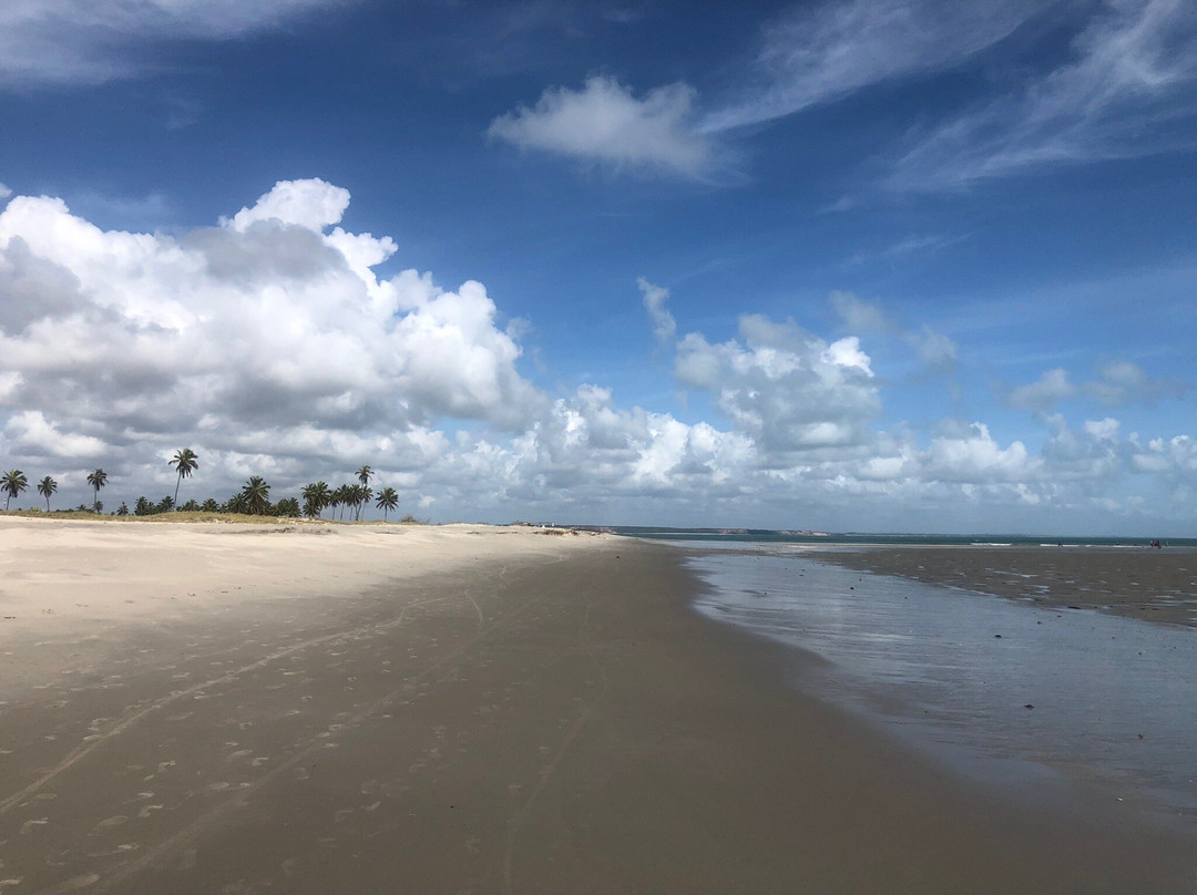 Pontinha Beach景点图片
