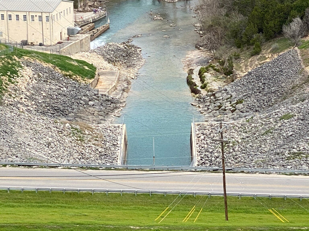 Overlook Park-峡谷湖必去景点