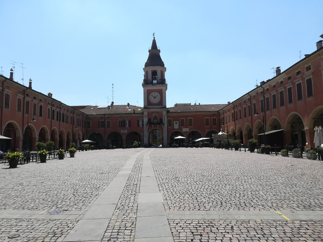 Piazza Giuseppe Garibaldi景点图片