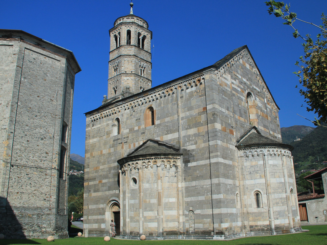 Chiesa Santa Maria del Tiglio-格拉韦多纳必去景点