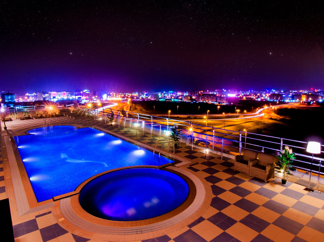 Al Amarat酒店住宿-Al Murooj Grand Hotel