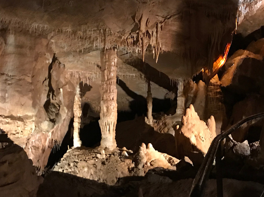 Mystic Caverns-Harrison必去景点