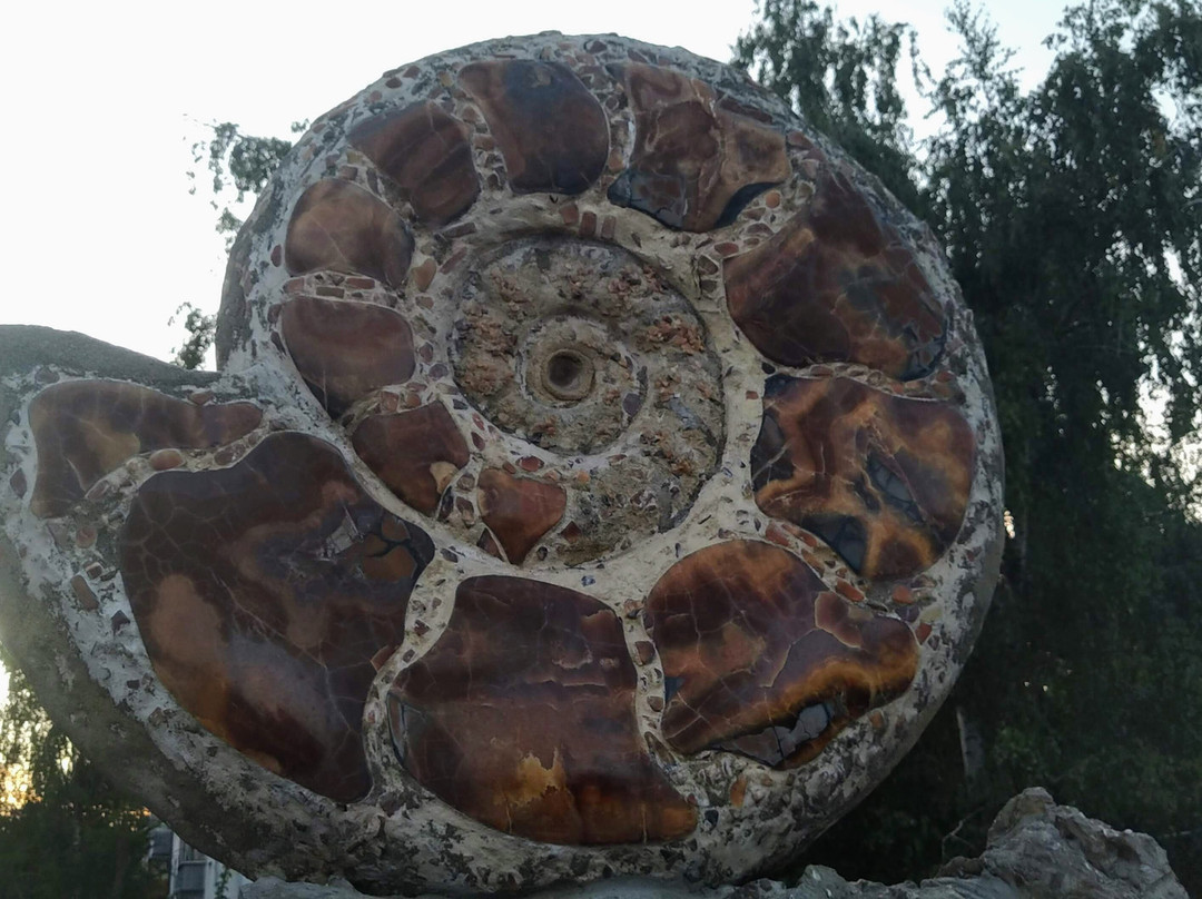 Monument to Stone Simbirtsit景点图片