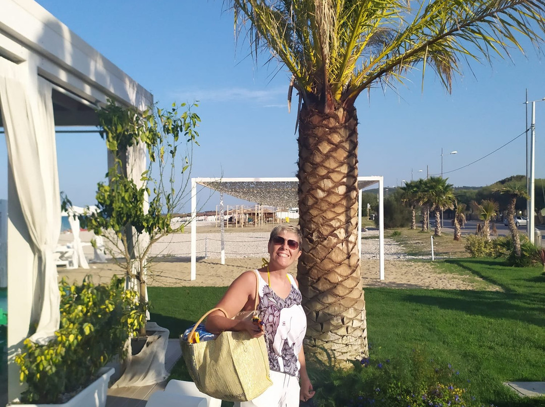 Lido Mimi Beach-Fossacesia Marina必去景点