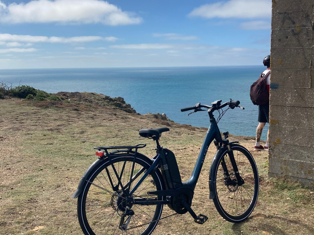 Island E-Bikes-泽西岛必去景点