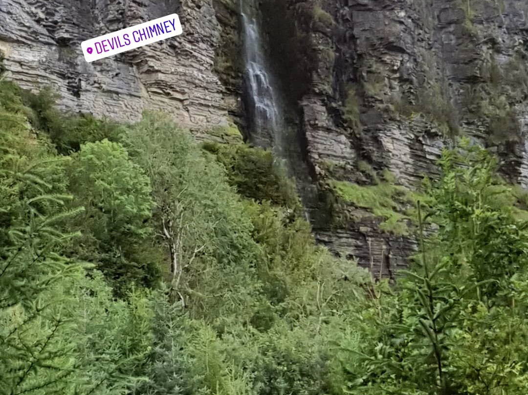 Sruth In Aghaidh An Aird - The Devil's Chimney-斯莱戈必去景点