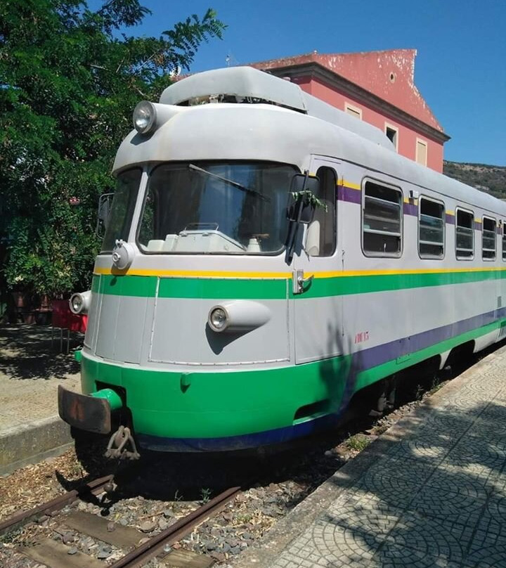 Il Trenino Verde-博萨必去景点