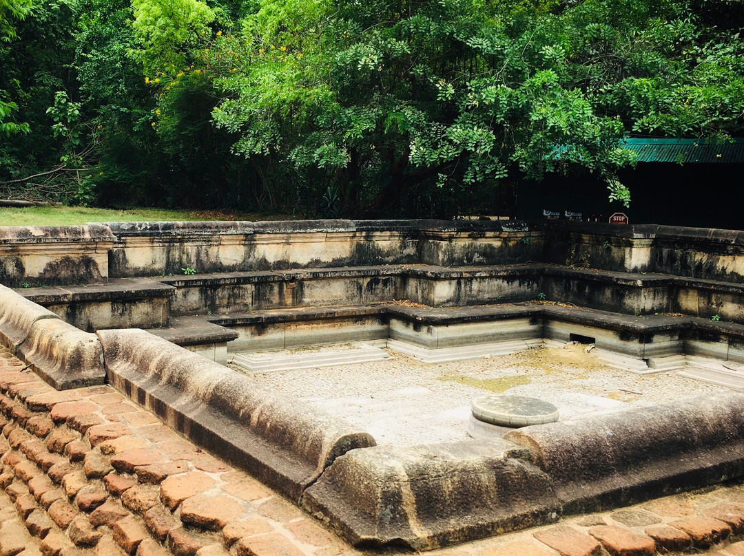 Kumara Pokuna-波隆纳鲁瓦必去景点