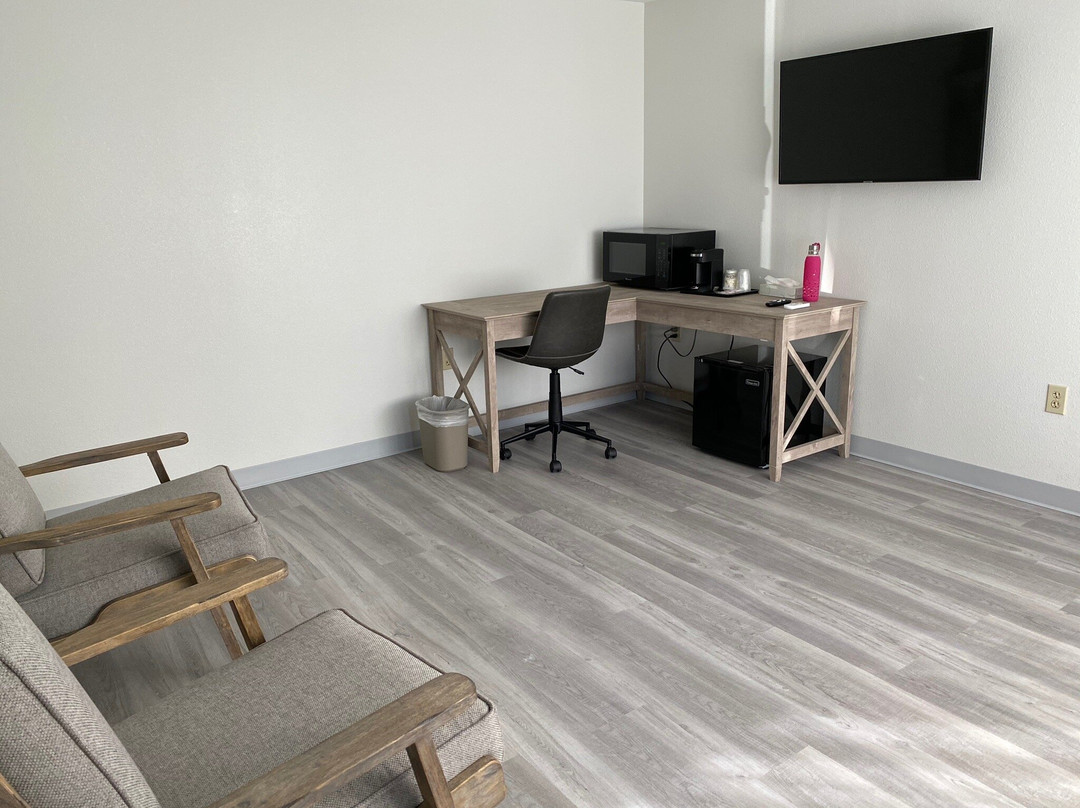 Founder's Brook Motel & Suites主图