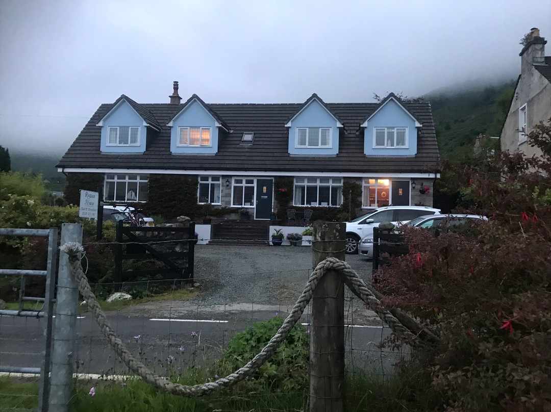 Rowan House Bed & Breakfast and Self-Catering Apartment主图