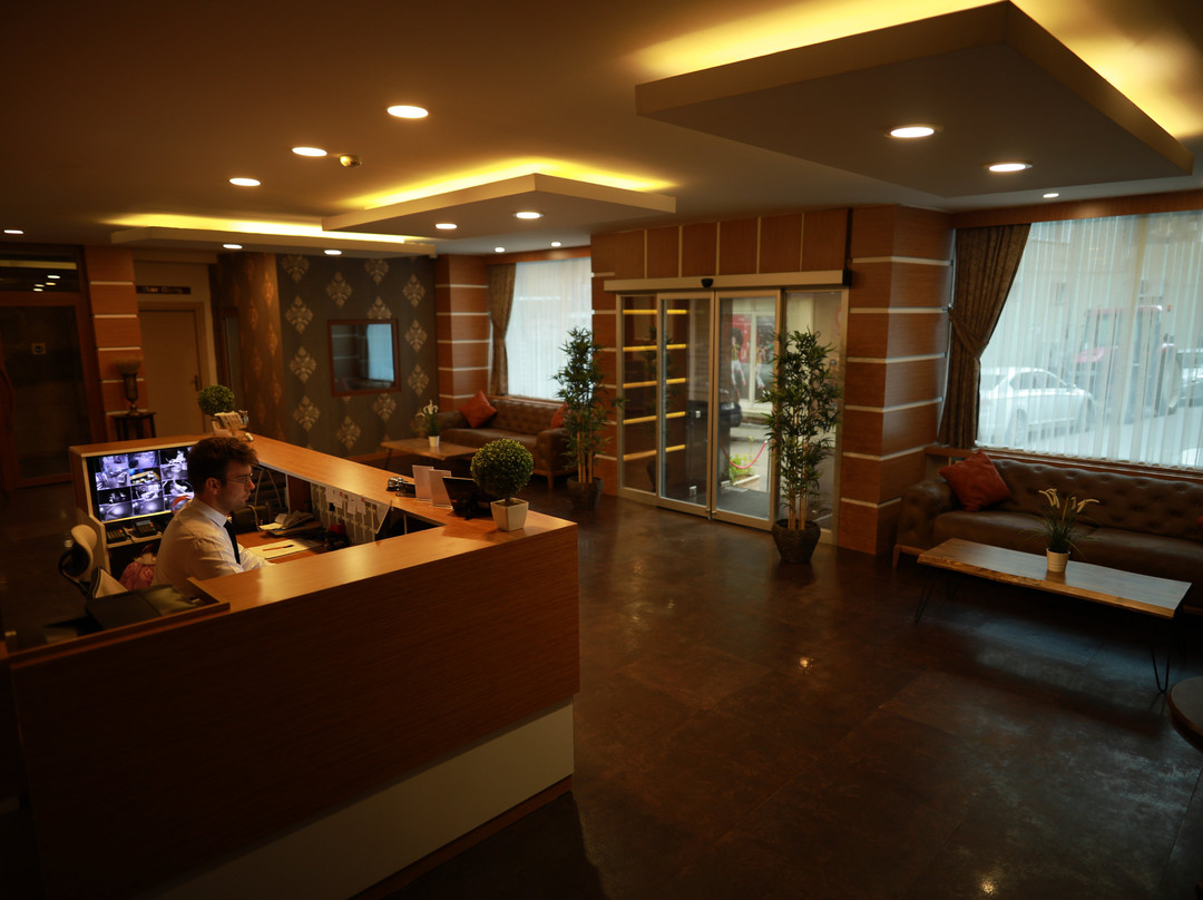 Line Suite Hotel主图