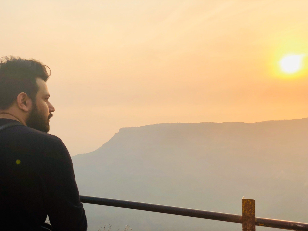 Hotel Woodlands Matheran主图