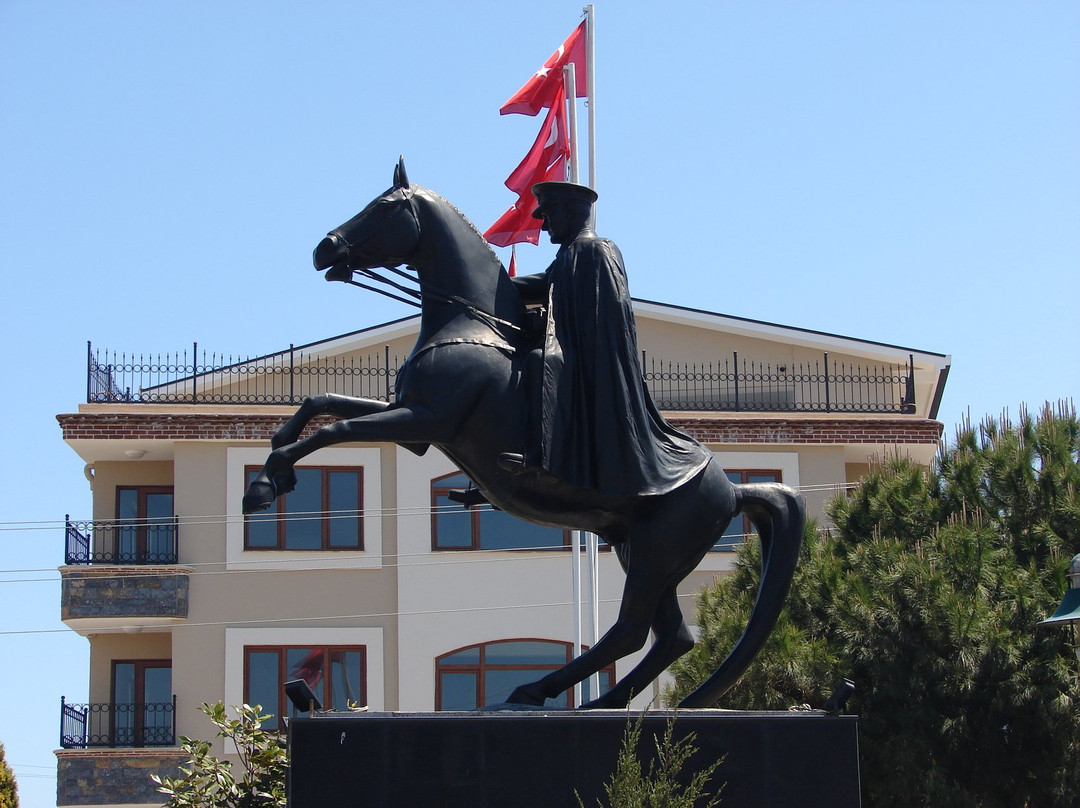 Ataturk Aniti景点图片