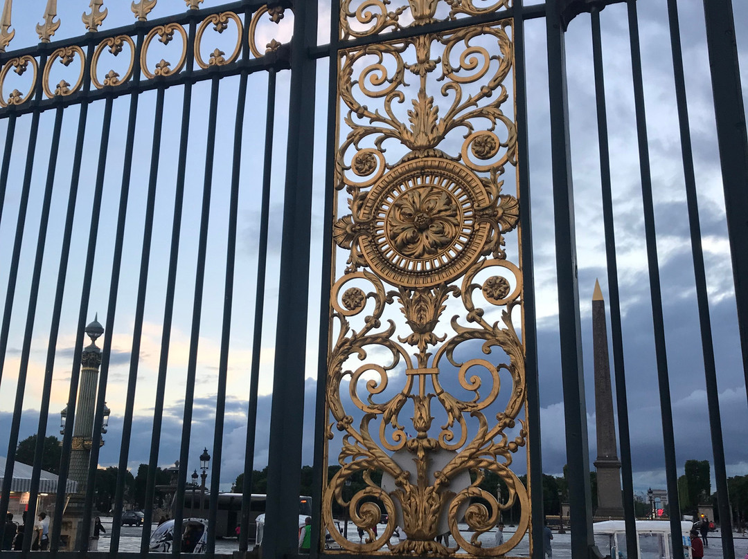 Esplanade des Invalides-巴黎必去景点