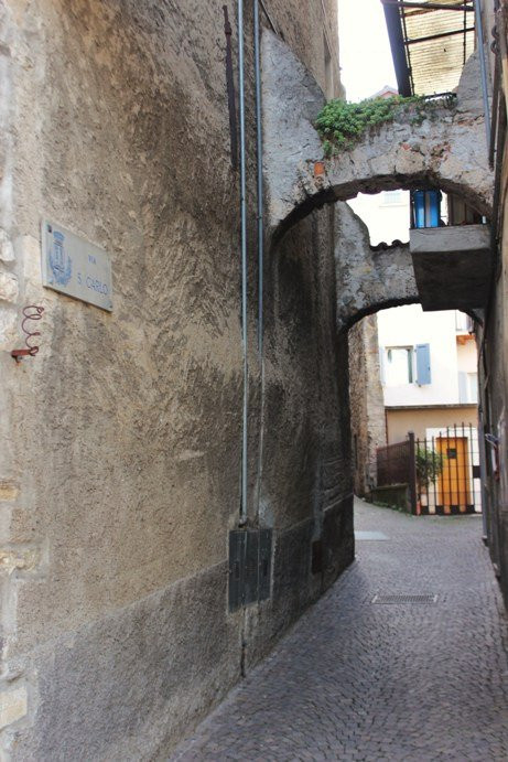 Mura medievali Via del Porto 68-76