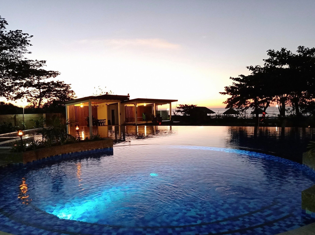 Vistapaloma Beach Resort主图