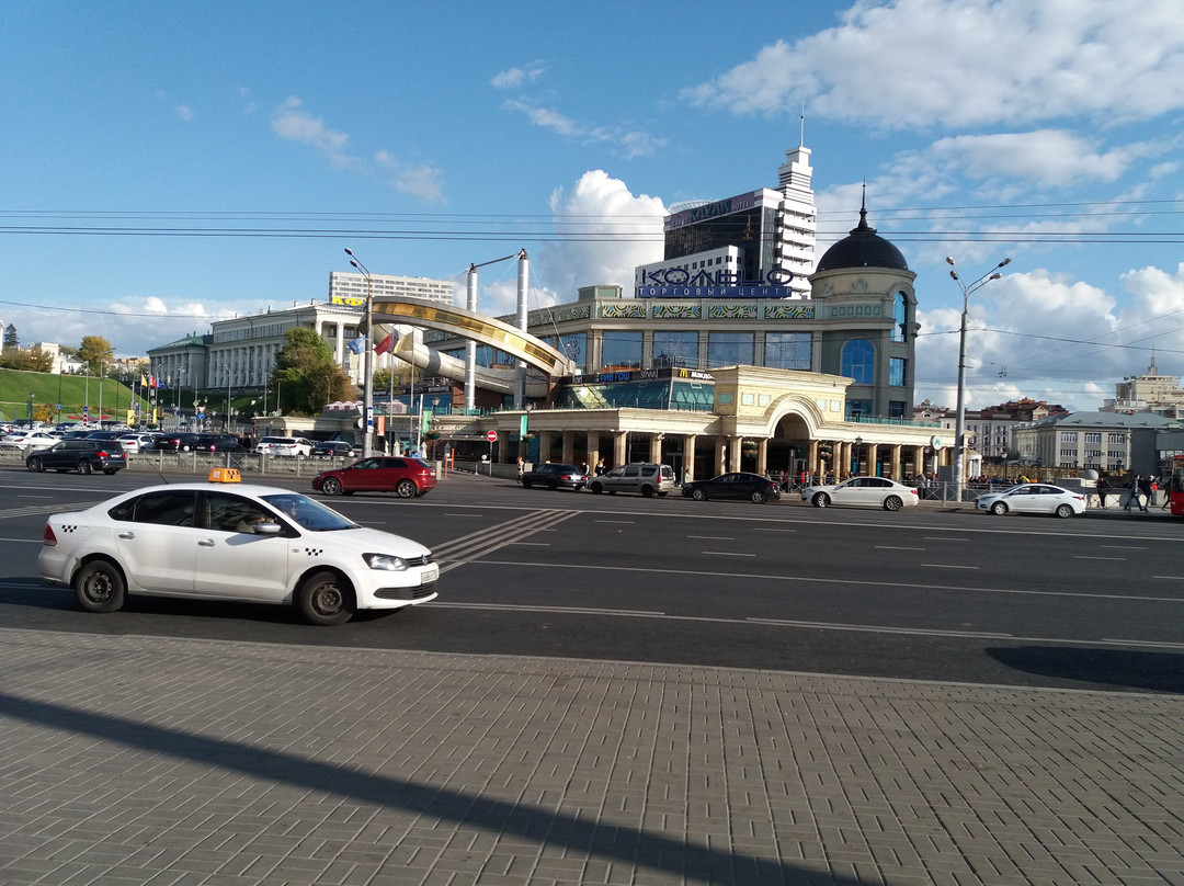 Tukaya Square景点图片