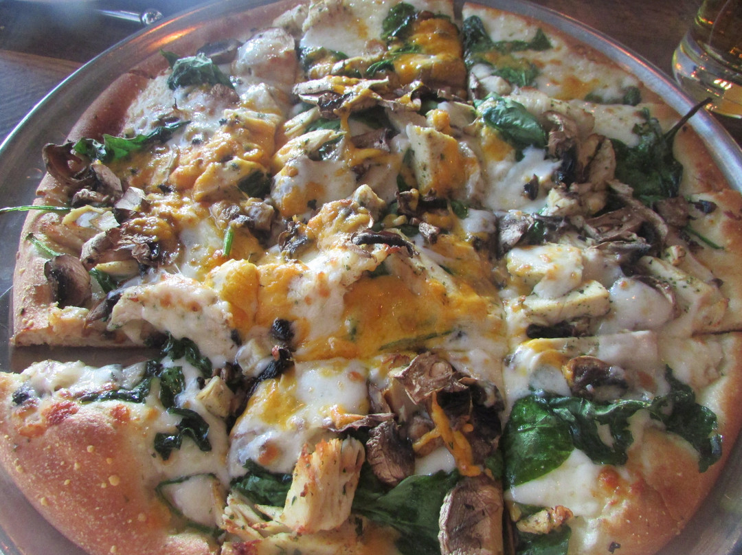 Crust Pizza Co. - Gleannloch Farms