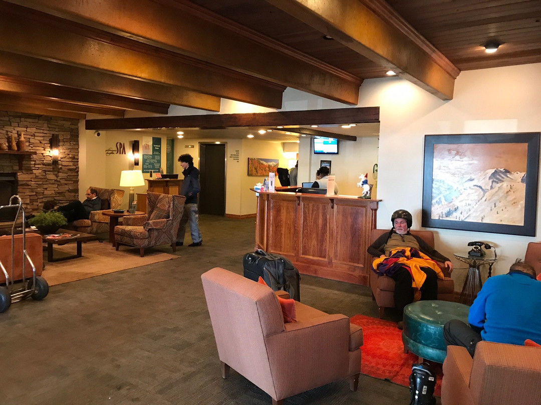 Goldminer's Daughter Lodge主图