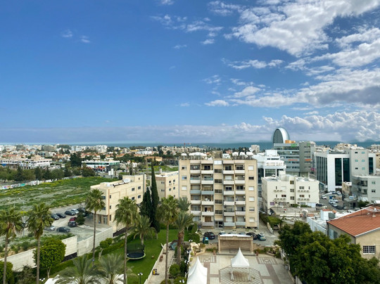 Agios Athanasios酒店住宿-阿贾克斯酒店