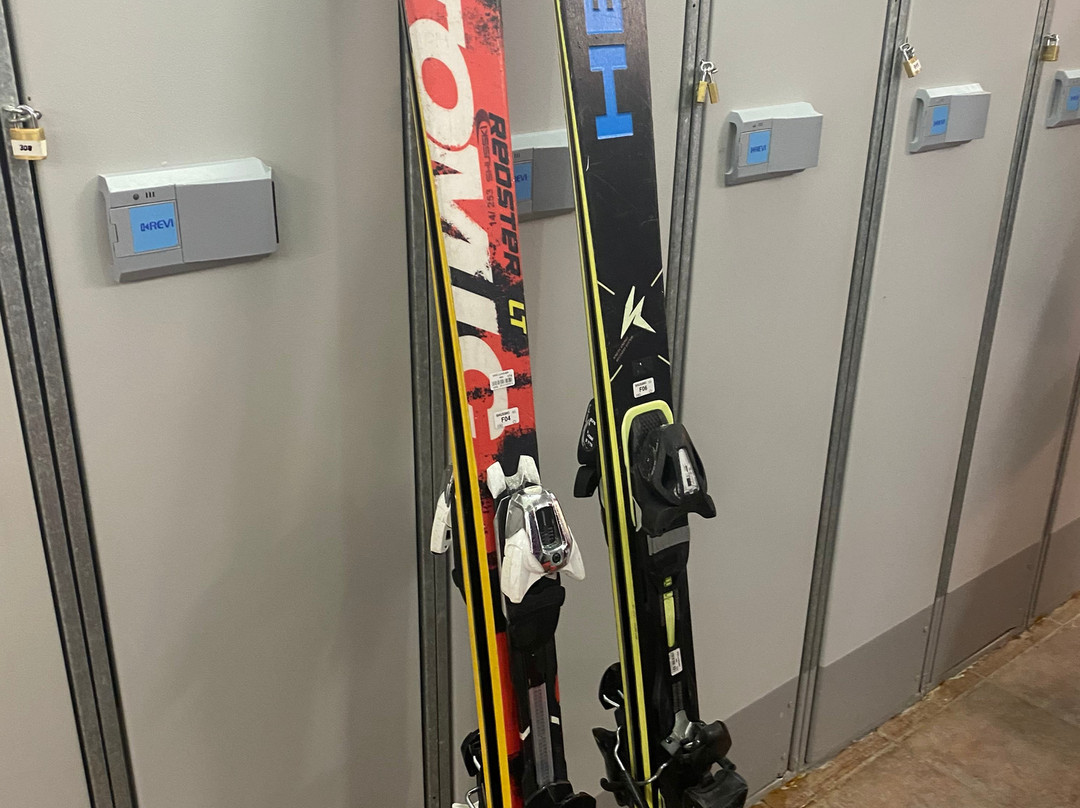 欧罗艾斯奎酒店主图