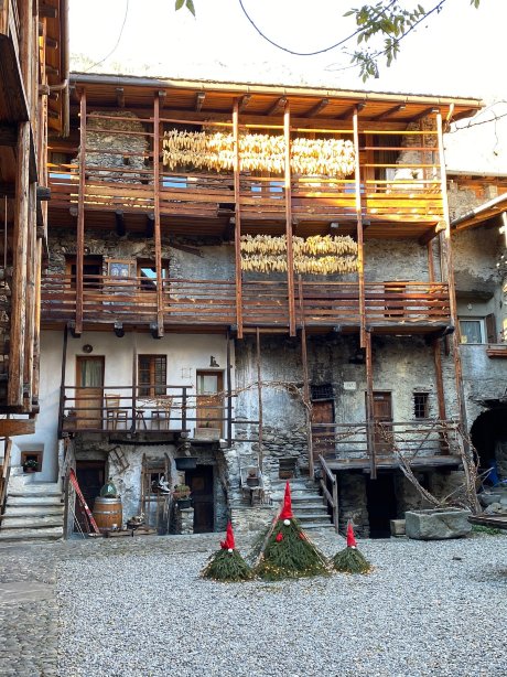 康特拉达贝尔特拉梅里酒店-官方