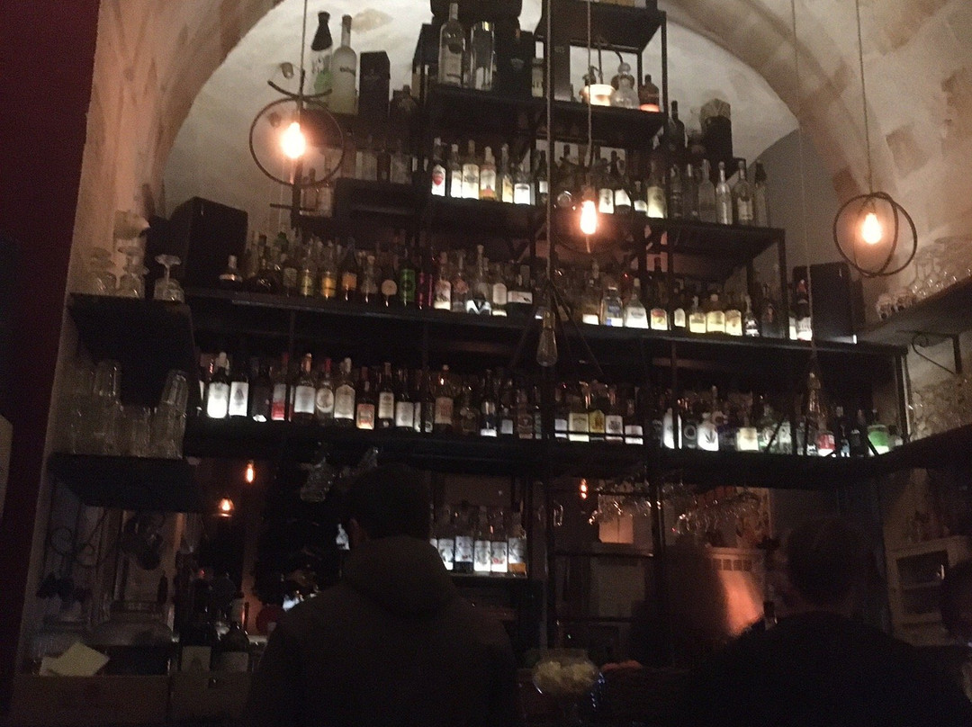 Alchemico Bar e Cose-莫诺波利必去景点