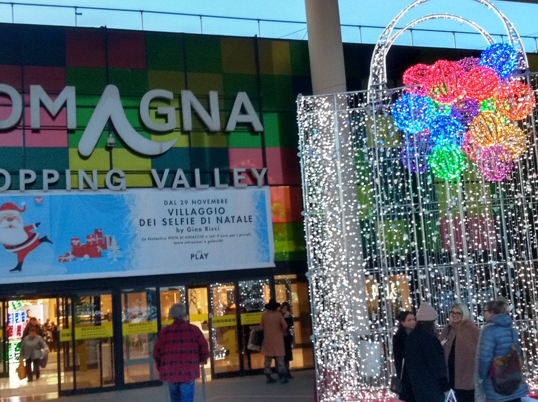 Romagna Shopping Valley景点图片