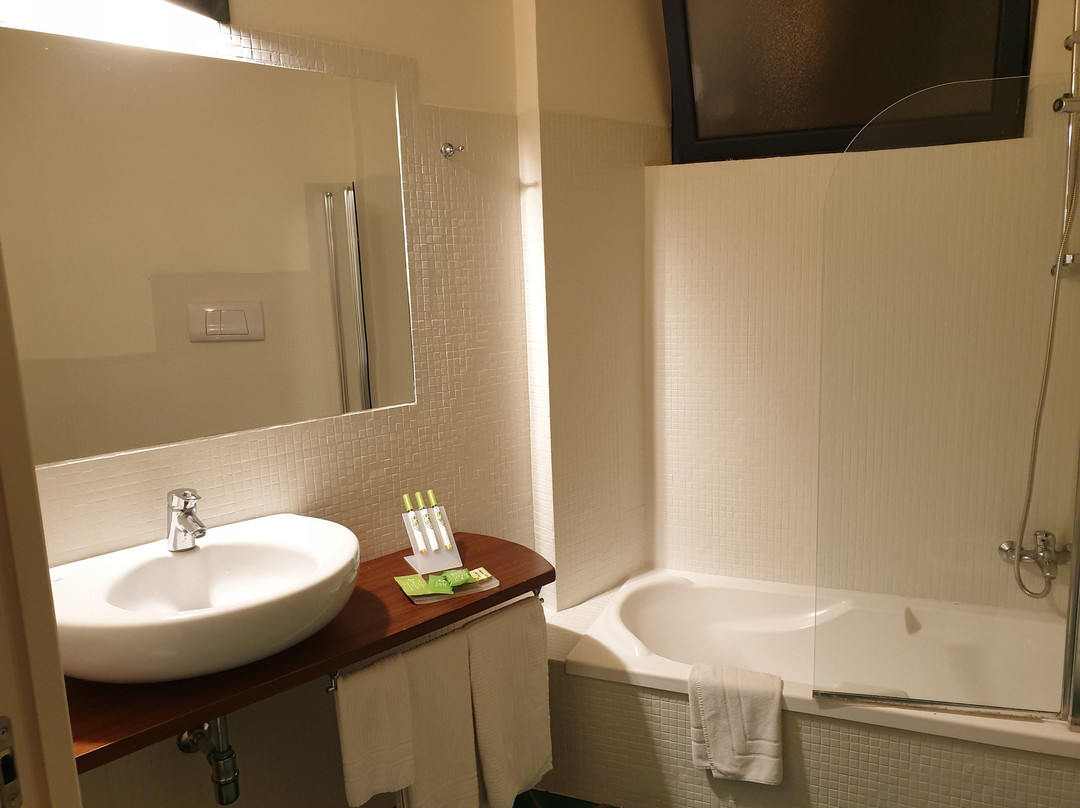 斯皮纳里酒店主图