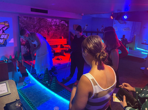 Holey Moley Golf Club Wintergarden-布里斯班必去景点